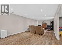 952 ROBINSON Road - 28