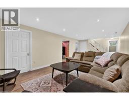 952 ROBINSON Road - 30