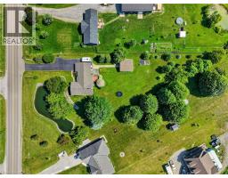 952 ROBINSON Road - 37