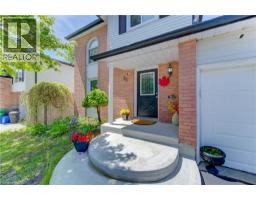32 ENFIELD Drive - 3