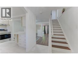 32 ENFIELD Drive - 6