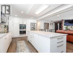 99 JOHN Street W - 11