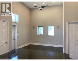 405 MACNAB Street N - 8