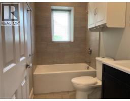 405 MACNAB Street N - 9