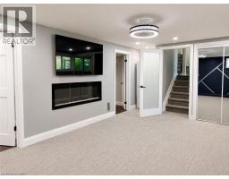 160 COUNCIL Crescent - 17