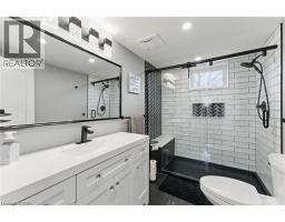 160 COUNCIL Crescent - 18