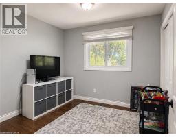 160 COUNCIL Crescent - 21
