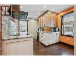 838 MOORE Street - 14
