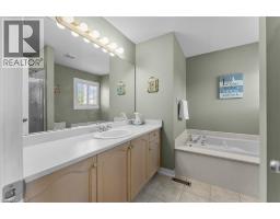 57 GOODMAN Crescent - 25