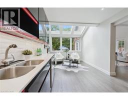 64 ALLEN Street W UnitNo. 1 - 21