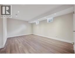 64 ALLEN Street W UnitNo. 1 - 31