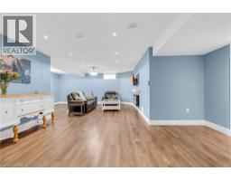 71 NEWPORT Lane - 31