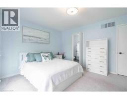 195 SILVERBIRCH Boulevard - 22