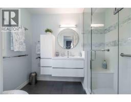 195 SILVERBIRCH Boulevard - 23