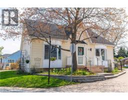 195 SILVERBIRCH Boulevard - 3