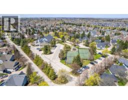 195 SILVERBIRCH Boulevard - 45