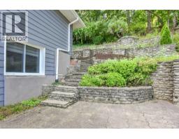 22 DUNDONALD Road - 32