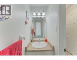 43 CHESTER Drive - 11