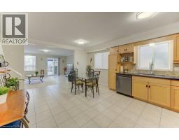 43 CHESTER Drive - 12