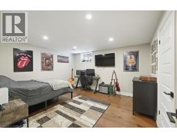242 JULIA Drive - 40