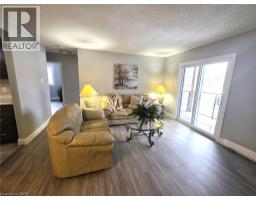 565 GREENFIELD Avenue UnitNo. 106 - 20