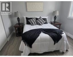 565 GREENFIELD Avenue UnitNo. 106 - 25