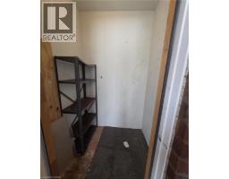 565 GREENFIELD Avenue UnitNo. 106 - 32