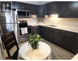 565 GREENFIELD Avenue UnitNo. 106 - 5
