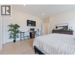 1463 NORFOLK COUNTY ROAD 21 - 12