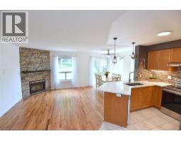 121 FOXBOROUGH Drive - 10