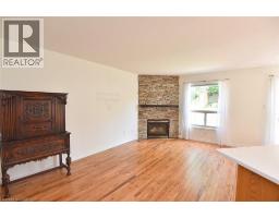 121 FOXBOROUGH Drive - 15