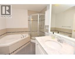 121 FOXBOROUGH Drive - 41