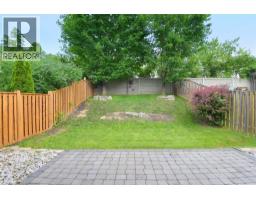 121 FOXBOROUGH Drive - 44