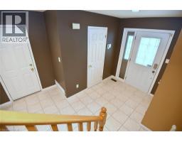 121 FOXBOROUGH Drive - 8
