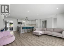 44 OAKHURST Crescent - 11