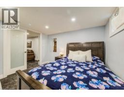 17 CRESTWOOD Avenue - 26