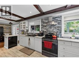 12 JUBILEE Place - 14