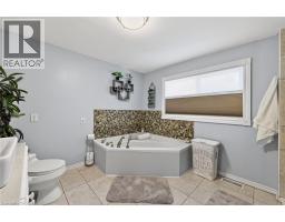 12 JUBILEE Place - 28
