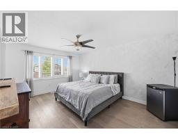 44 SPRINGWOOD Drive - 17