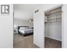 44 SPRINGWOOD Drive - 21