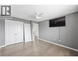 44 SPRINGWOOD Drive - 25