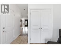 44 SPRINGWOOD Drive - 5