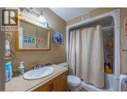 302 SIMCOE Street - 7