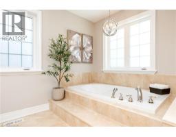3122 SADDLEWORTH Crescent - 23