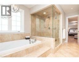 3122 SADDLEWORTH Crescent - 24