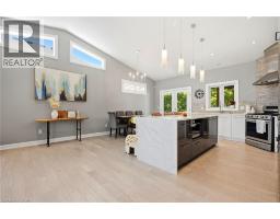 46 RENFIELD Street - 6
