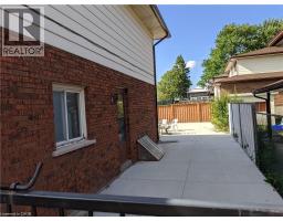 84 AMHERST Drive - 2