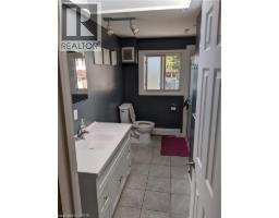 84 AMHERST Drive - 9