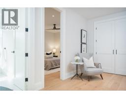 307 MARTIN Street - 24