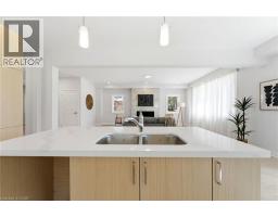 23 WOODVALLEY Court - 12